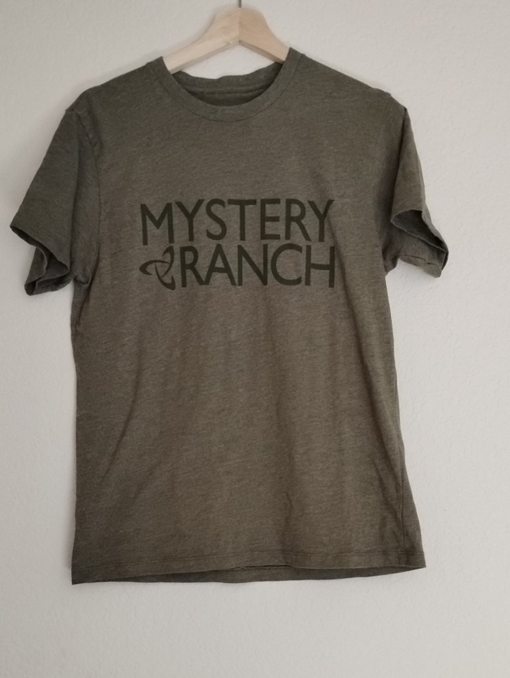 Mystery Ranch Olive Logo T-Shirt (S)